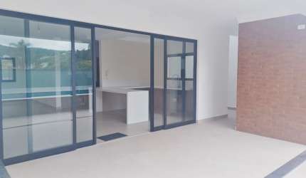 Sobrado Alto Padrão. Bairro Tremembé 370m²