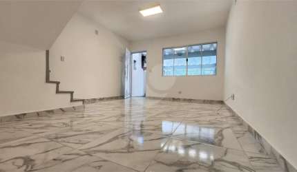 Sobrado com 4 quartos 2 suites e 1 vaga de garagem