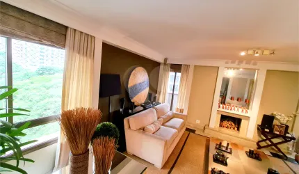 Apartamento de alto padrão nos Jardins