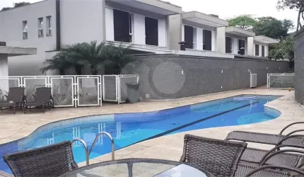 Condomínio com 4 quartos à venda ou para alugar em Tremembé - SP