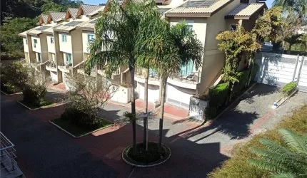 SOBRADO EM CONDOMINIO FECHADO - TREMEMBÉ
