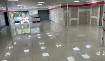 Loja comercial para locação na Avenida luiz Dumont Villares.