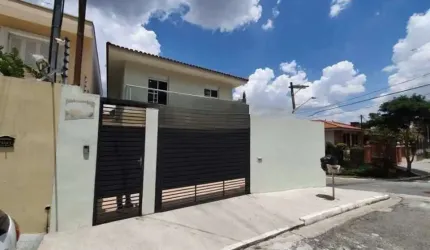 Sobrado com 4 quartos (3 suites) em Vila Albertina - São Paulo - SP