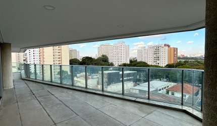 Apartamento alto padrão, 265 metros, 4 suítes e 4 vagas