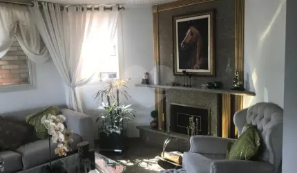 Amplo apartamento à venda em Santana 1 por andar