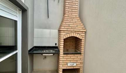 Sobrado novo na Àgua Fria, 3 suítes e 2 vagas