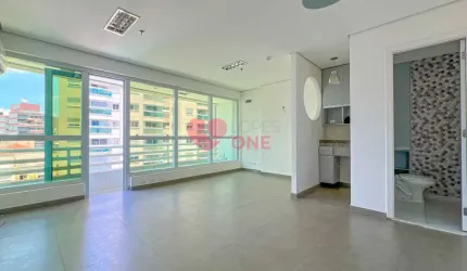 Vende-se: Sala Comercial de 30m², Rua Augusta - Consolação!