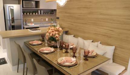 Apartamento à venda na Parada Inglesa . Com 2 quartos , sendo 1 suíte , 1 ou 2 vagas , sala para 2 ambientes , sacada , banheiro , cozinha e área de serviço