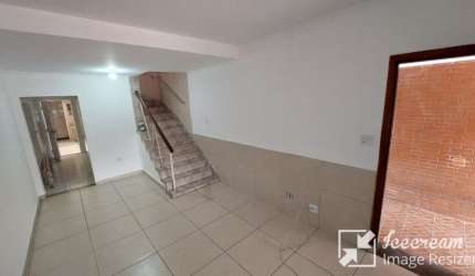 Sobrado entrada lateral c/ 02 dormitórios 02 vagas - Jaçanã/SP