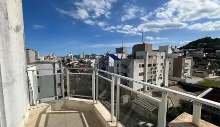 Apartamento com Suíte, Sacada Ampla e 2 Vagas – Coqueiros, Florianópolis/SC