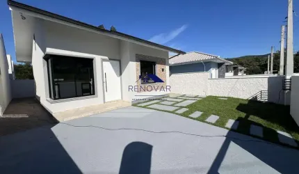 Casa Ampla com Suíte e Área de Fundos – Lisboa III, Forquilhas – São José/SC