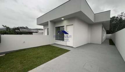 Casa no Bosque São José com 03 Dormitórios e Suíte