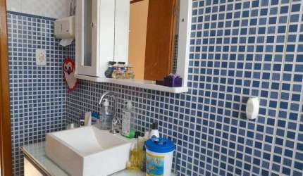 Apartamento para venda tem 75 metros quadrados com 2 quartos em Vila Mathias - Santos - SP