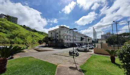 Ótimo apartamento no condomínio Jardim das Violetas