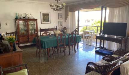 Apartamento de 182m2, com 4/4, suíte, Pituba