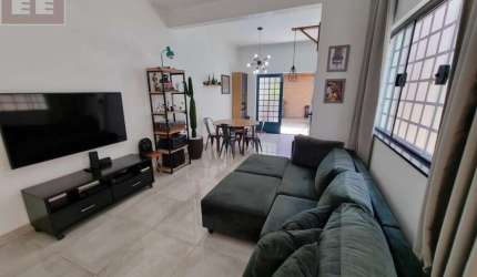 Casa térrea  semi-nova - Metrô Carrão - Tatuapé