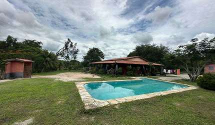 Chácara em loteamento com 3.285 m²