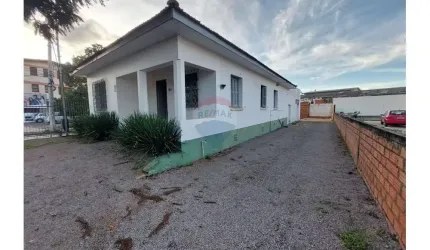 Casa Comercial