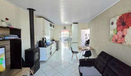 Casa 2 dormitórios no Boqueirão