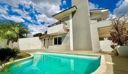 CASA COM PISCINA CONDOMINIO VILLA VENETO