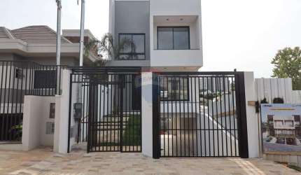 Triplex Novo com 3 Dormitórios à venda na Lucas Araújo