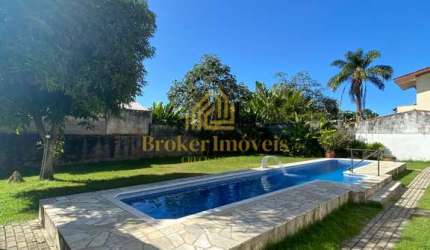 Linda Triplex à 100 metros da Praia Britânia, alguns passos do Mar