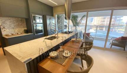 Apartamento espaçoso com Uma vista maravilhosa para o Mar, de 112m disponível no Calabasas Condomínio Resort.