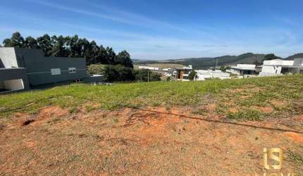 Terreno à venda no Condomínio Campos do Conde em Bragança Paulista-SP