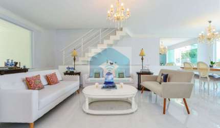 CASA DE CONDOMINIO BROOKLIN 4 SUÍTES 3 VAGAS 270,05m²