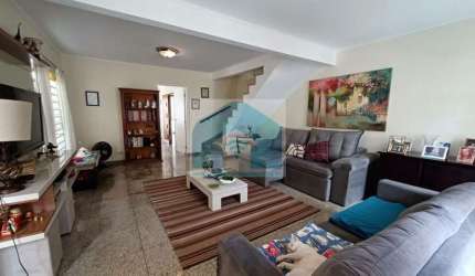 Casa Térrea de Vila com 3 Quartos e 3 banheiros à Venda, 140 m² por R$ 1.600.000