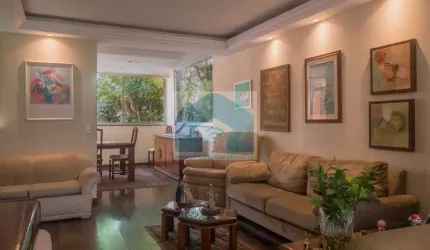 Casa com 4 Dormitórios  e 6 banheiros à Venda, 486 m² por R$ 2.650.000