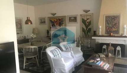 Casa terrea na Jardim los Angels com tres dormitórios, piscina, edicula
