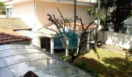 Casa de Vila Com 3 Dormitórios Sendo 2 Suites Para Alugar, 370 m² por R$ 13.500.000 Perto do Metrô