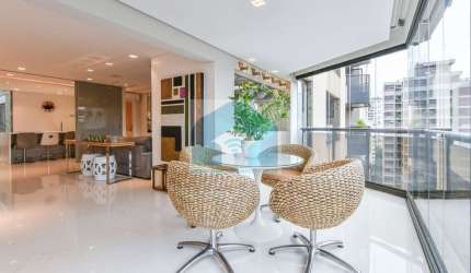 MARAVILHOSO APARTAMENTO NA VILA NOVA CONCEIÇÃO - AO LADO IBIRAPUERA