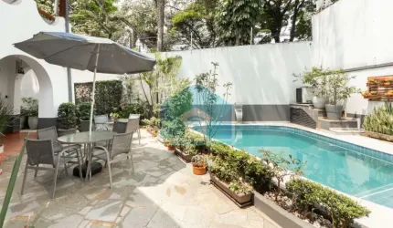 Casa Sobrado Brooklin Paulista à venda no com 465m² com `Piscina