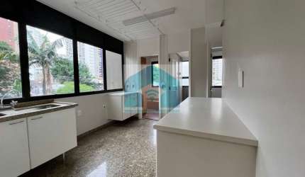 Cobertura Vila Nova Conceição,  318m² ,4 suites e 4 vagas .