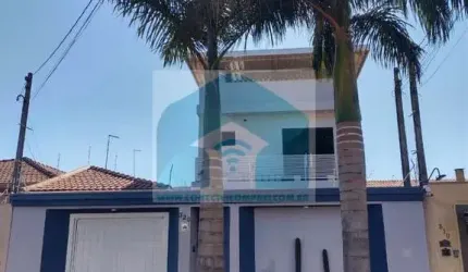 Vendo lindo sobrado no bairro 1º de Maio em Sertãozinho-SP