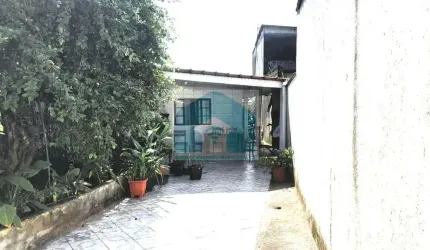 Casa no Bairro Tupiry, Praia Grande SP, com 3 dormitórios