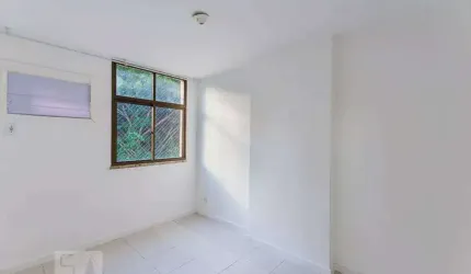 Apartamento para venda tem 60 metros quadrados com 2 quartos em Ingá - Niterói - RJ