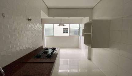 Classe A oferece este Apartamento com 4 dormitórios à venda, 140 m² por R$ 690.000 - Coração Eucarístico - Belo Horizonte/MG