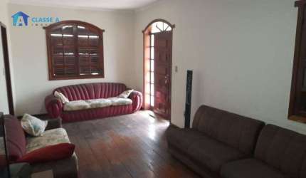 Classe A Imóveis apresenta: Casa Colonial em Dom Cabral