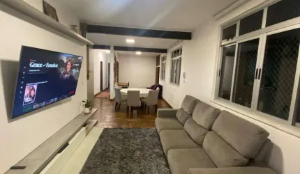 Classe A Imóveis apresenta: Apartamento impecável no coração do bairro!