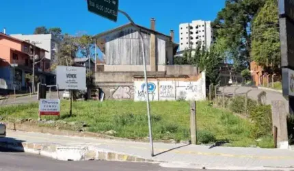 Ferreira Negócios Imobiliários Vende	Terreno em Caxias do Sul Bairro Petrópolis Terreno
