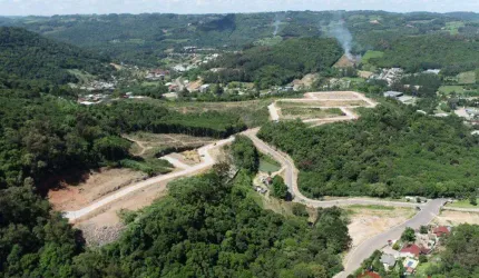 Ferreira Negócios Imobiliários Vende	Terreno em Bento Goncalves Bairro Barracão VILLAGGIO BOTTEGA
