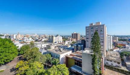 Apartamento três quartos e duas vagas no bairro Moinhos de Vento