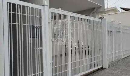 Casa com 3 quartos à venda no Jardim García, Campinas , 159 m2 por R$ 790.000