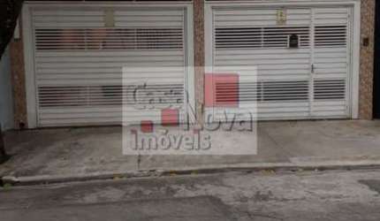 CASA TÉRREA COM DUAS MORADIAS .