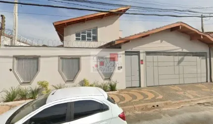Ótima Casa Á Venda No Jardim Belvedere