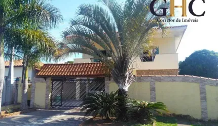 SOBRADO à Venda no Cond. Terras de São Francisco - Salto de Pirapora/SP.
Área Construída: 390 m² /
