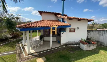 CASA À VENDA - CONDOMÍNIO TERRAS DE SÃO FRANCISCO - Salto de Pirapora/SP.
Área Construída: 100 m² /